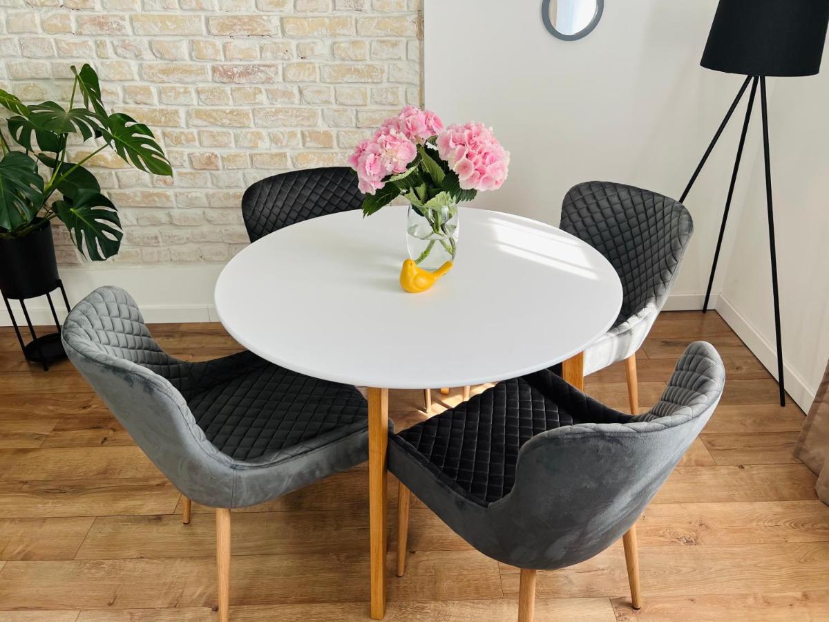 The Right Coast Apartment With Free Private Parking Rīga Exterior foto